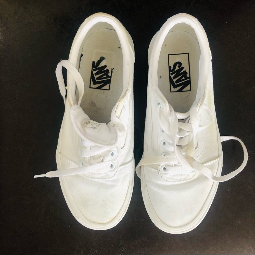 WOMENS OLD SKOOL SNEAKERS